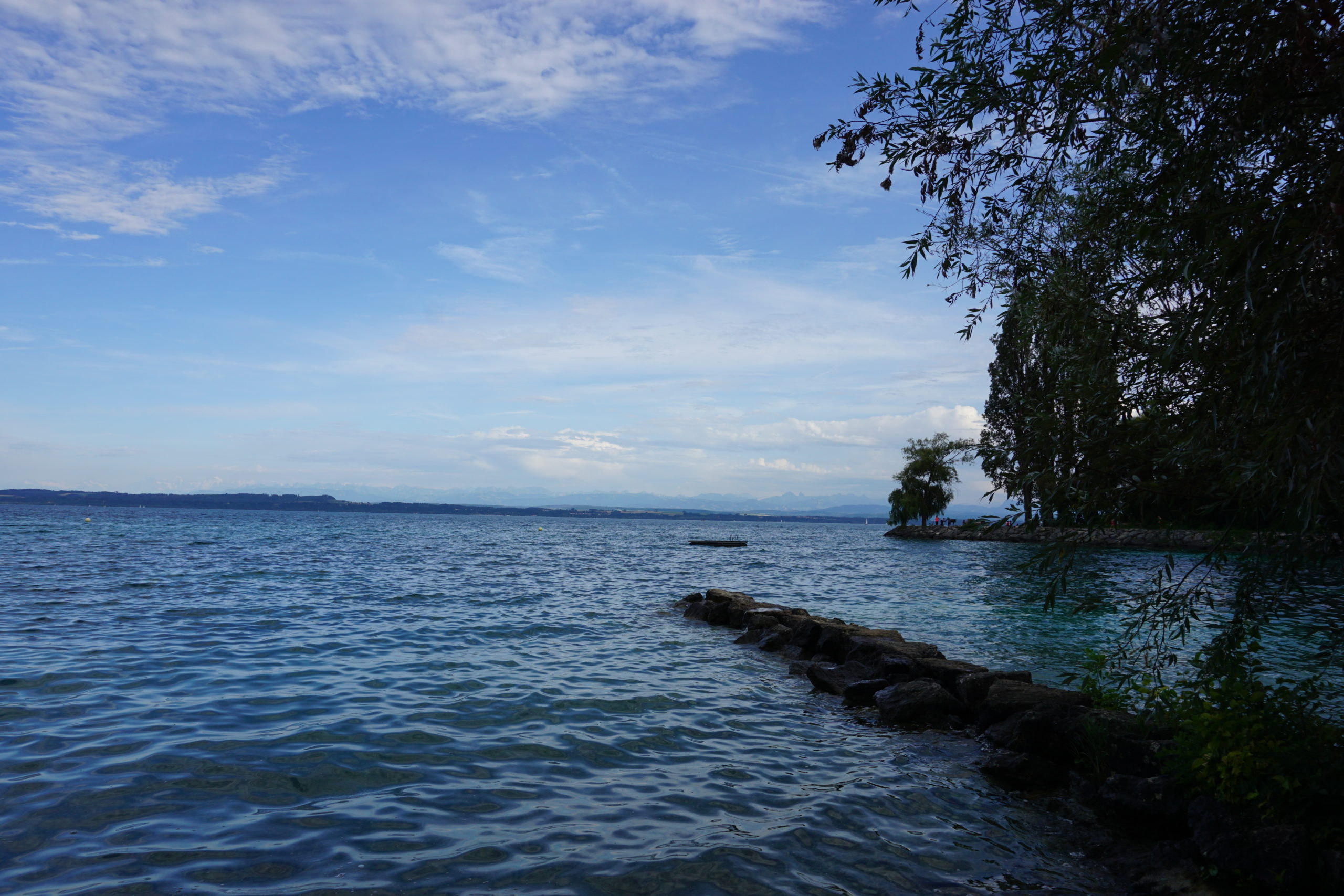 lac-de-neuchatel